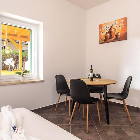 Apartments Tm クルク エクステリア 写真