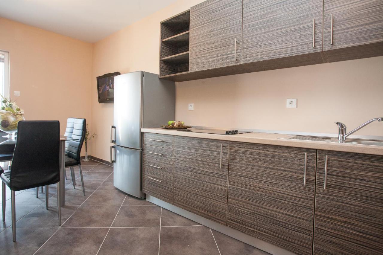 Apartments Tm クルク エクステリア 写真