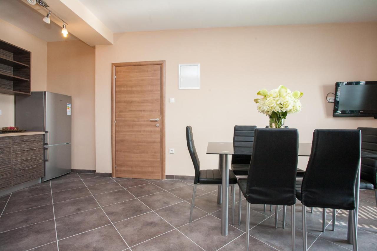Apartments Tm クルク エクステリア 写真