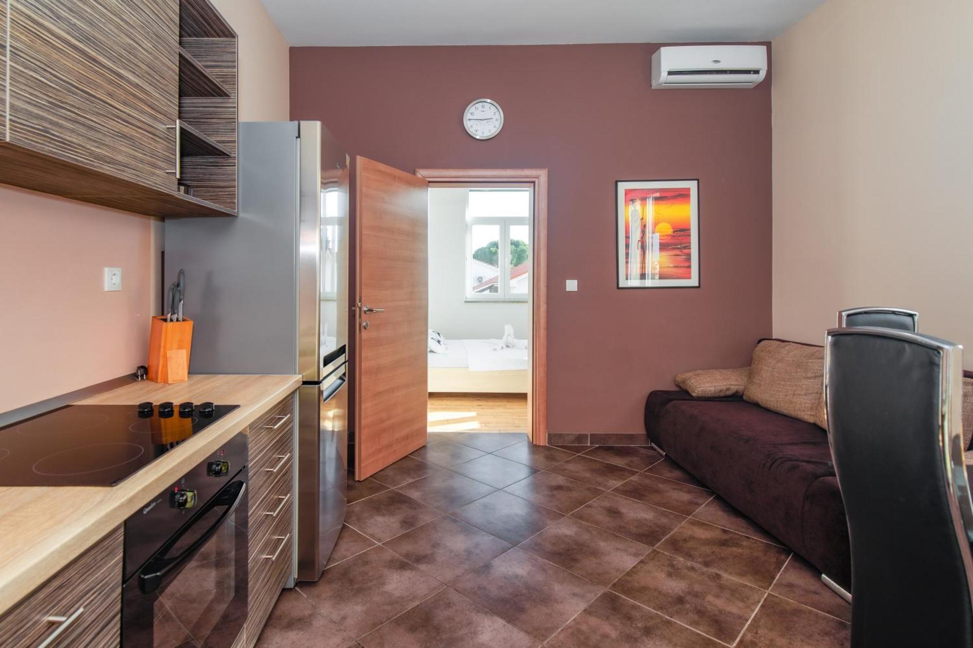 Apartments Tm クルク エクステリア 写真