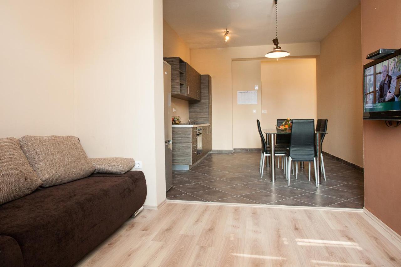 Apartments Tm クルク エクステリア 写真